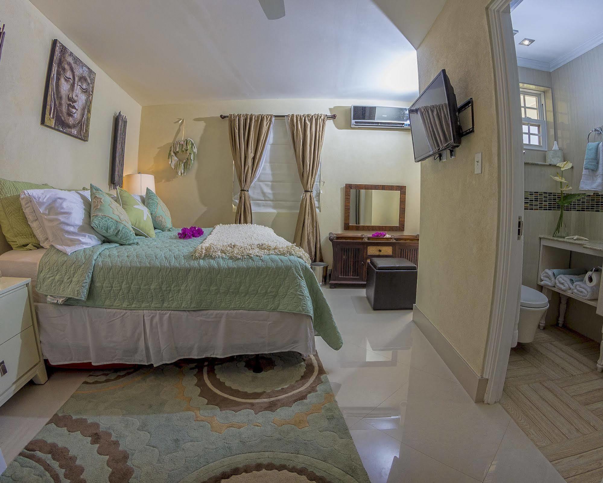 Lantana Barbados Condos Saint James Dış mekan fotoğraf