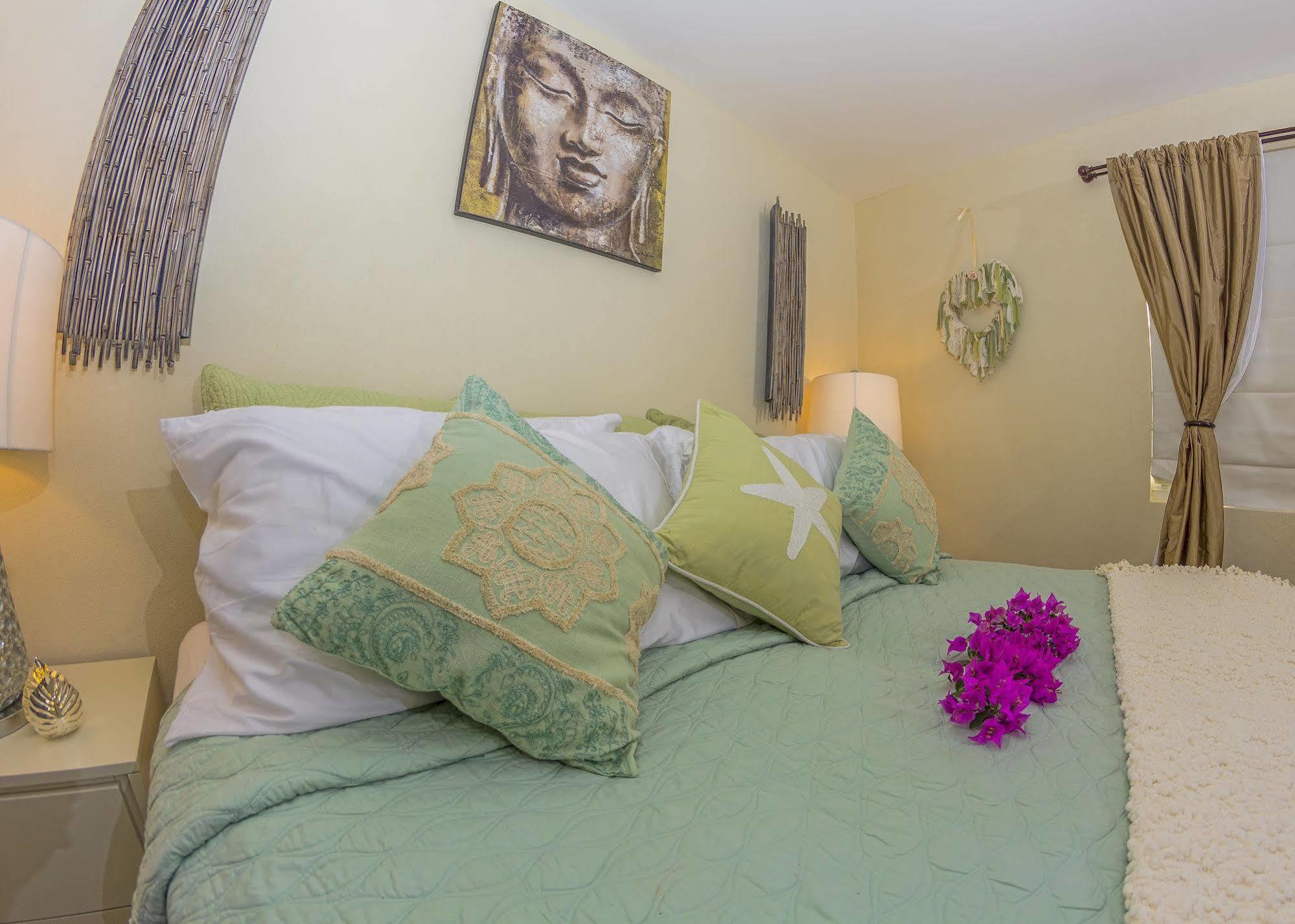 Lantana Barbados Condos Saint James Dış mekan fotoğraf