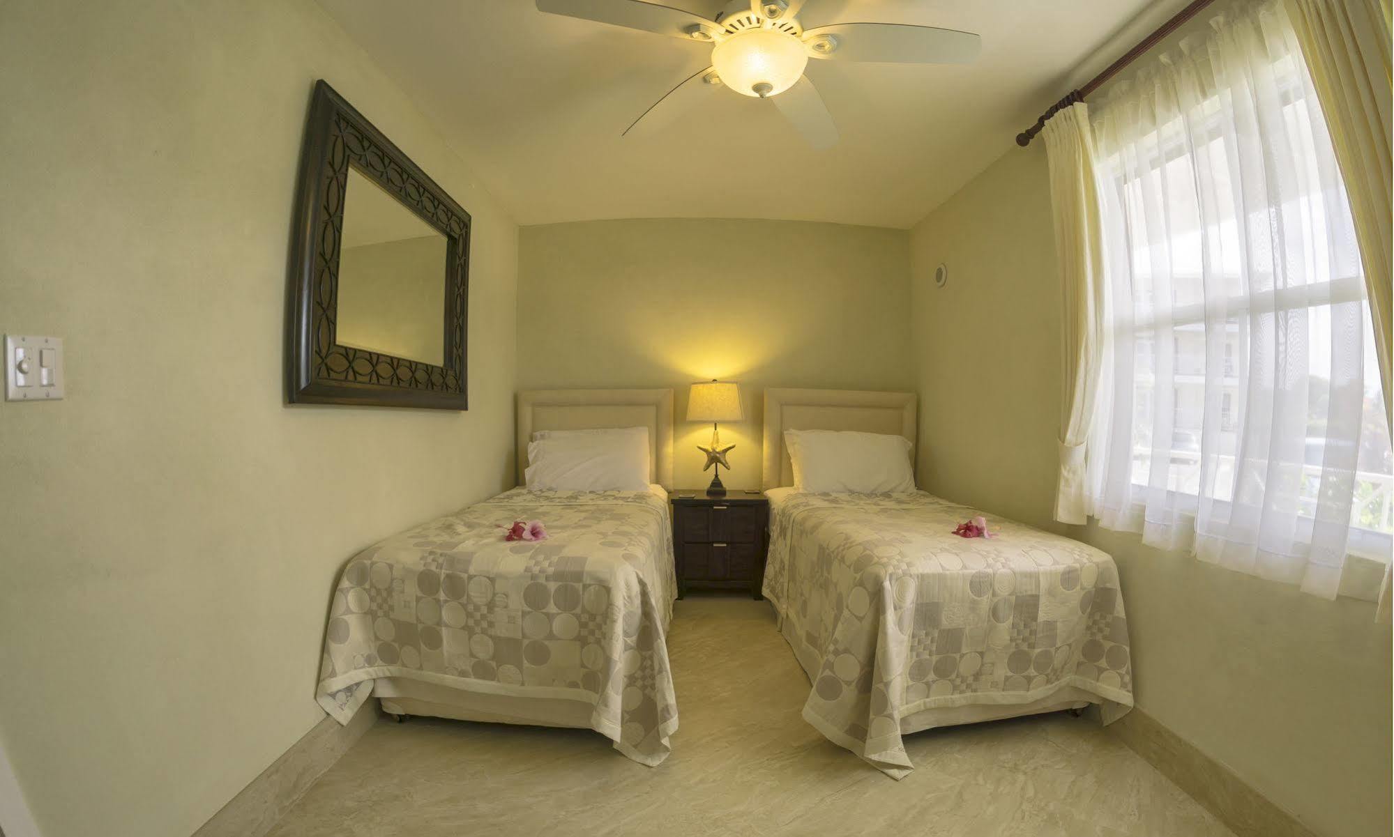 Lantana Barbados Condos Saint James Dış mekan fotoğraf